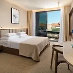 Grand View 4*