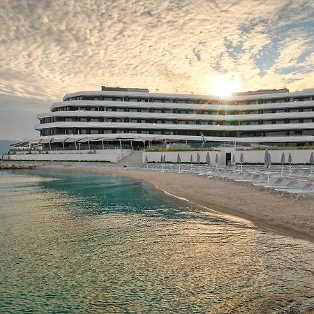 Grand View Hotel