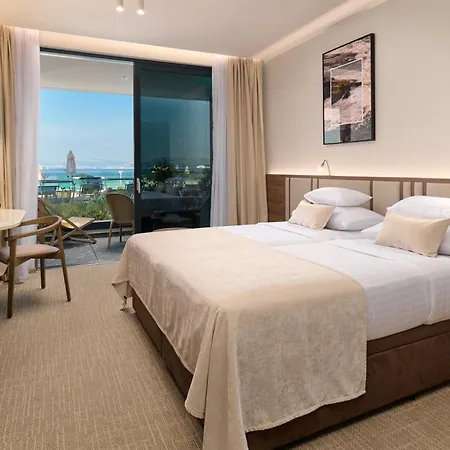 Hotel Grand View 4*