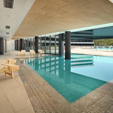 Grand View 4* Postira