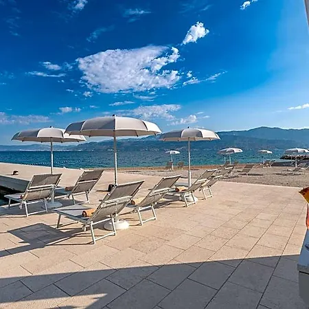 Grand View Ξενοδοχείο Postira