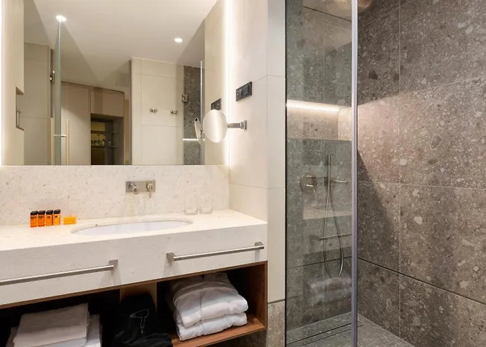 Szálloda Grand View Postira