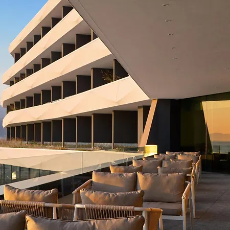 Grand View 4*