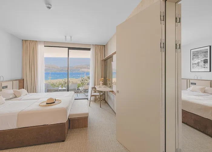 Grand View 4* Postira